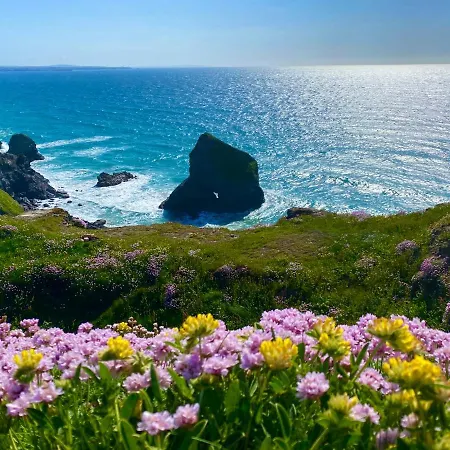 Polrunny Farm Seaberry Cottage With A Sea View And Log Burner Boscastle Exterior photo