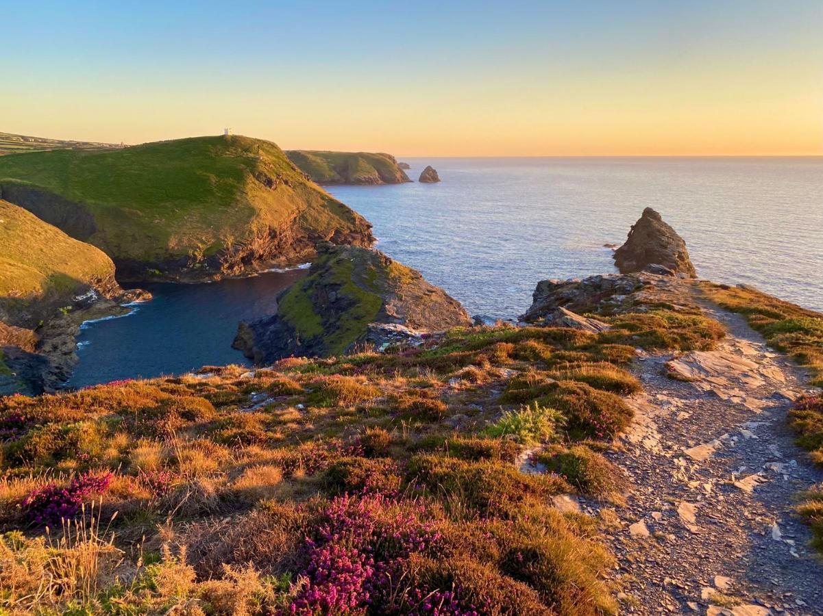 Holiday home Polrunny Farm Seaberry With A Sea View And Log Burner